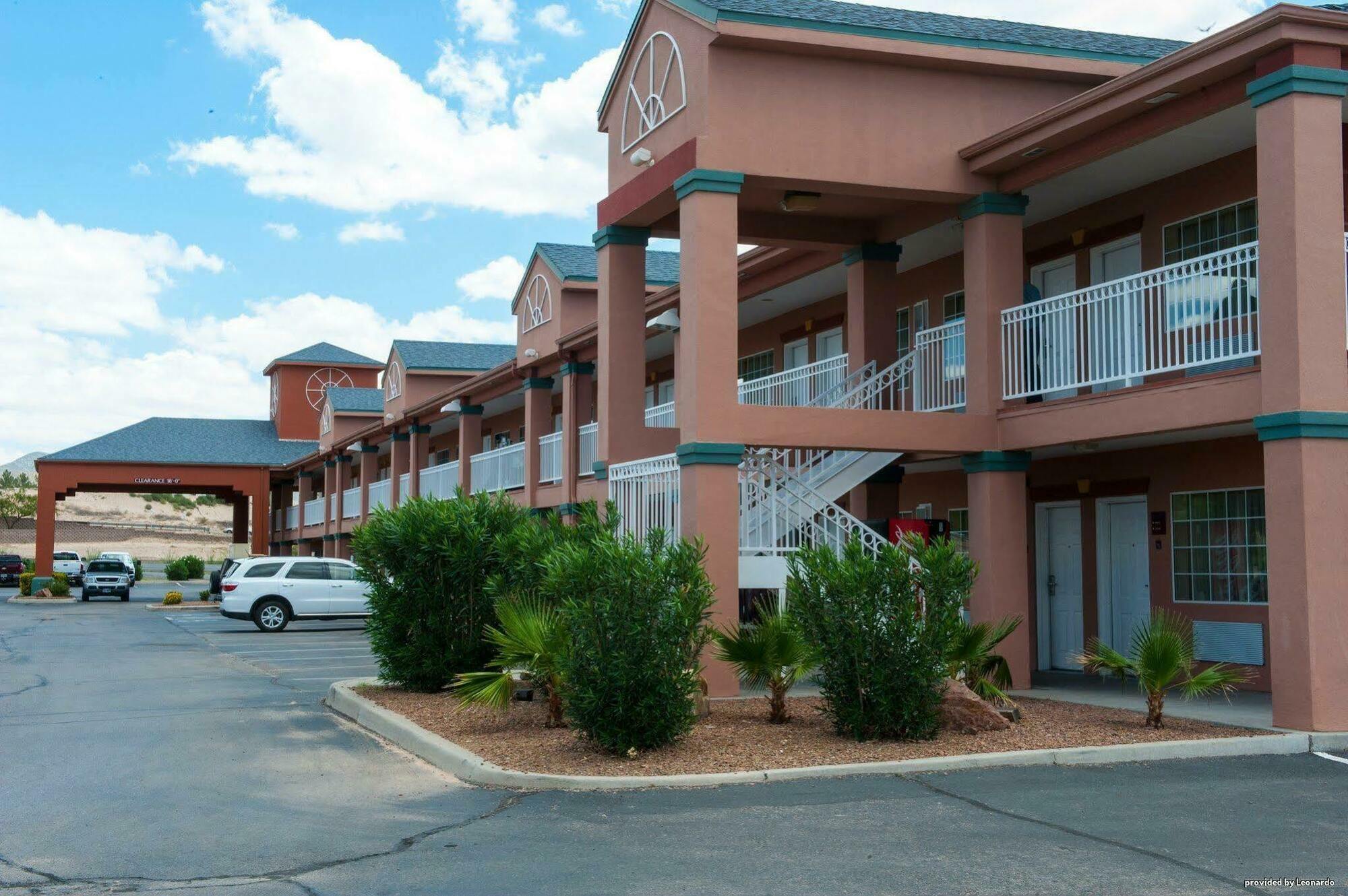 Western Anthony/west El Paso 3* Anthony